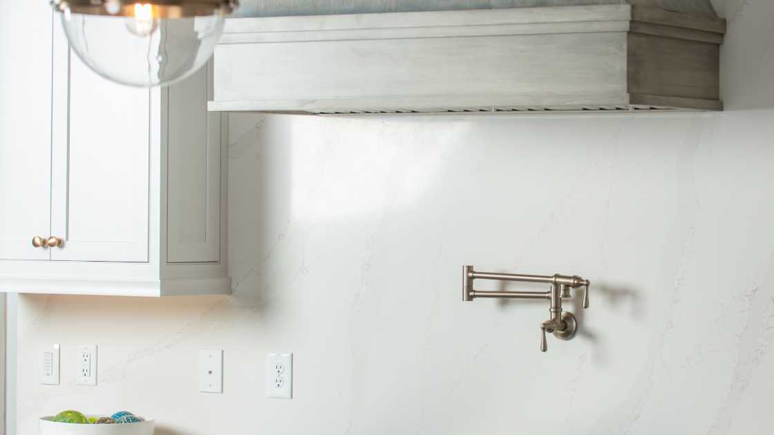 Common Challenges When Redoing a Backsplash in Your Kitchen