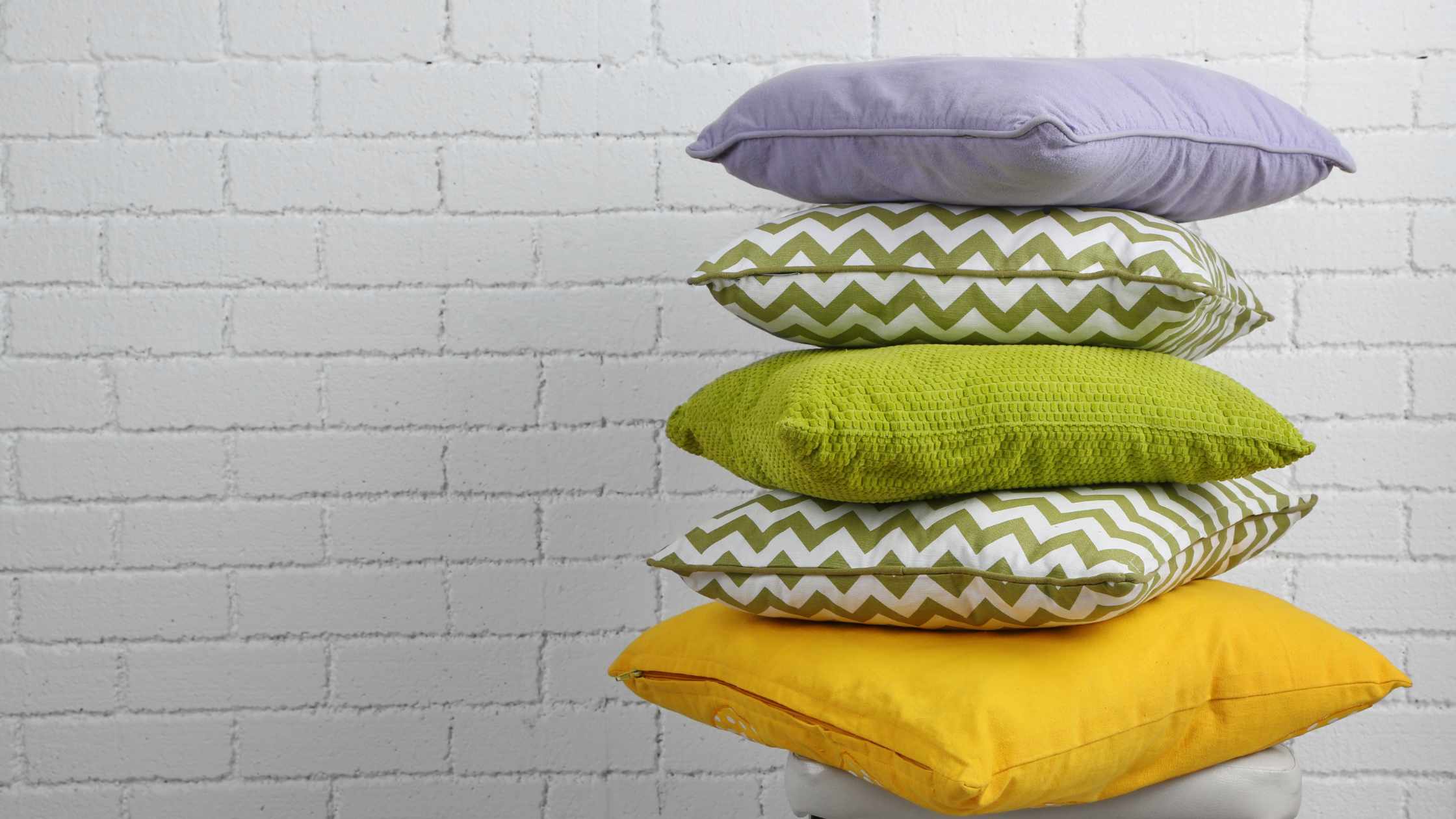How to Wash Decorative Pillows: A Complete Guide